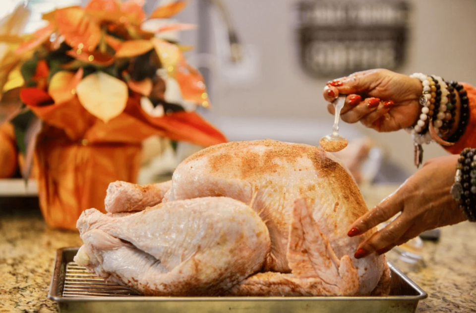 dry-rubbed-roast-turkey-prep